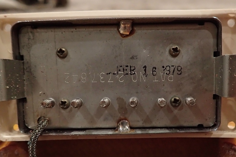 Gibson 71年製 ナンバードPAF デカール 絡む ゴールドカバー